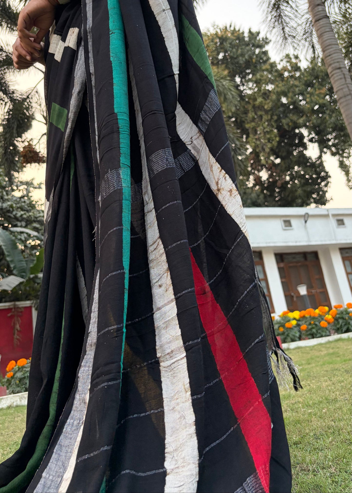 Black Multicolor Striped Linen Cotton Saree