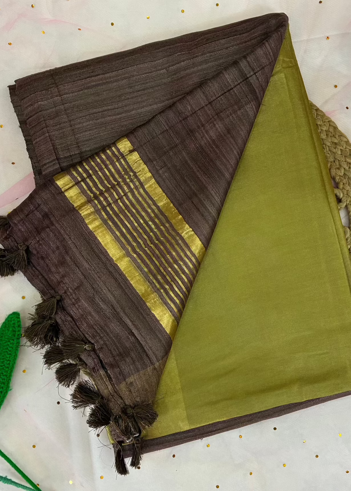 Mehndi- Brown Half Silk Bhagalpuri Silk Saree